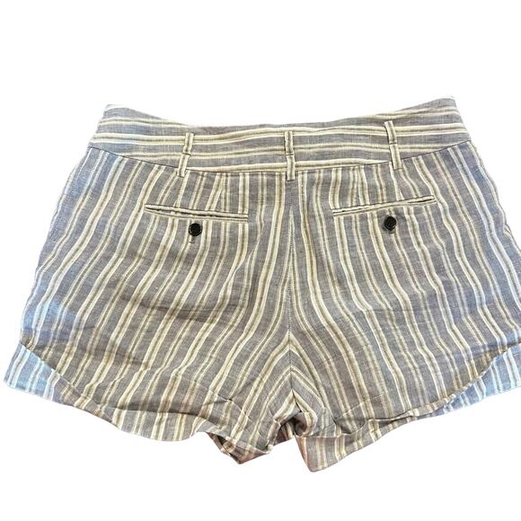 LOFT Ann Taylor women’s shorts linen striped cuff Size 8 - Picture 4 of 5
